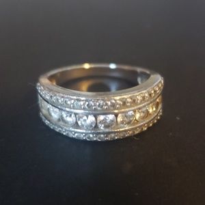 Diamonique ring 925